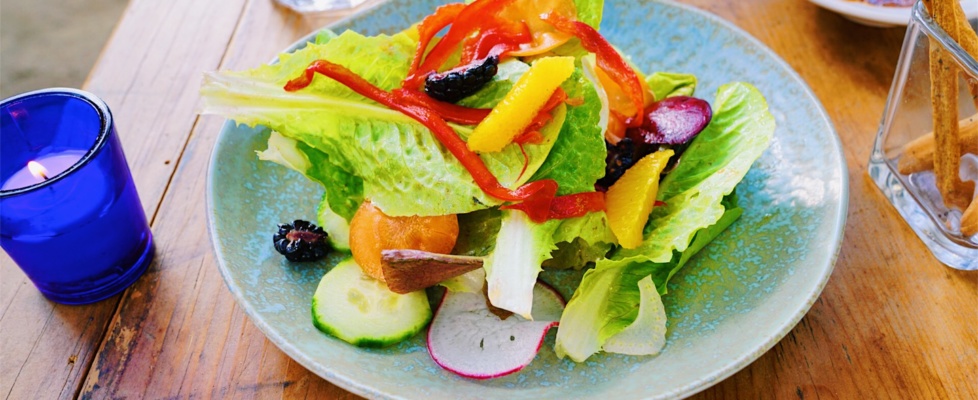 How to Make a Healthy, Delicious, and Satisfying Salad!